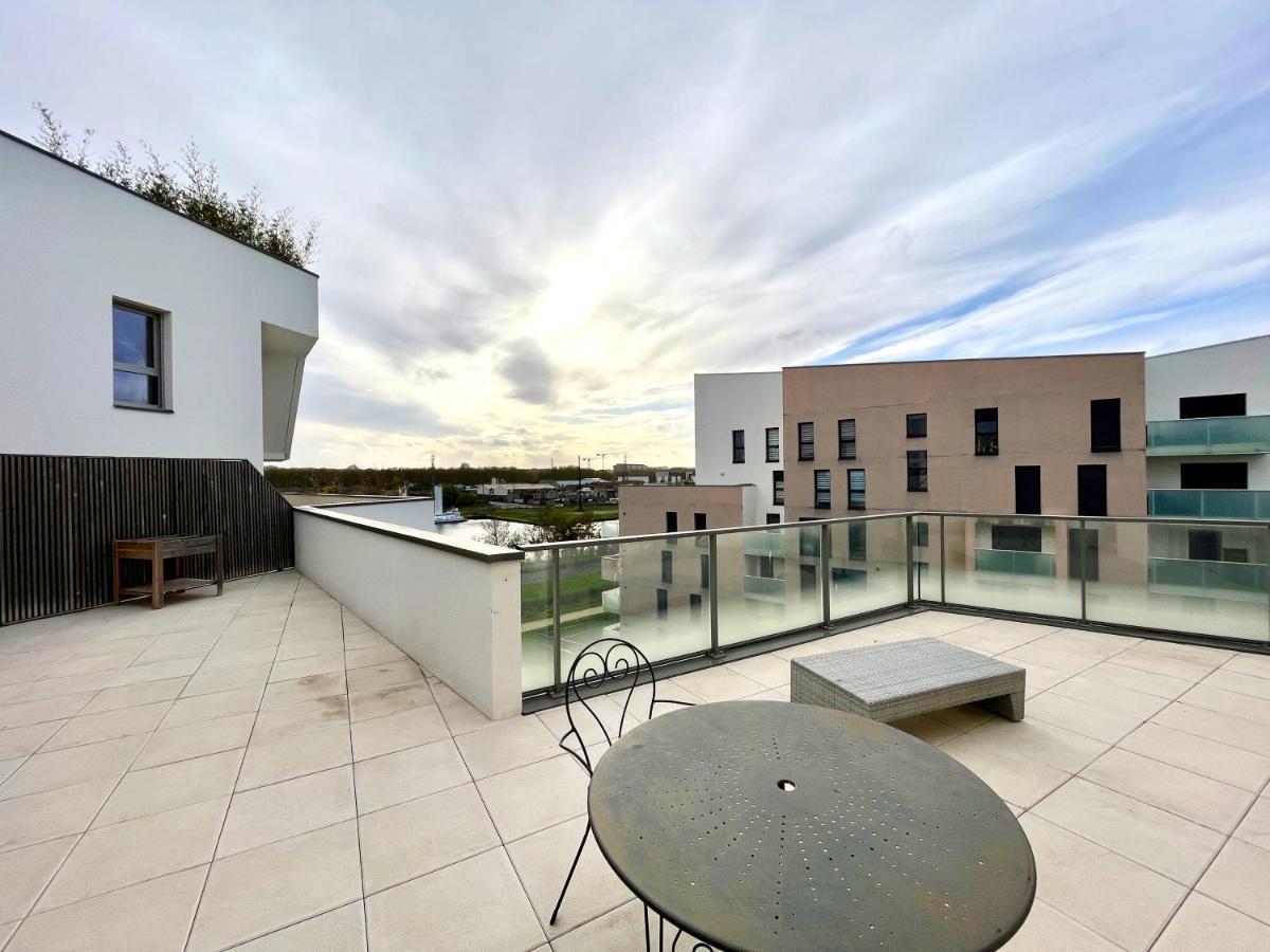 T4 Avec Grande Terrasse Et Parking Prive Appartement *